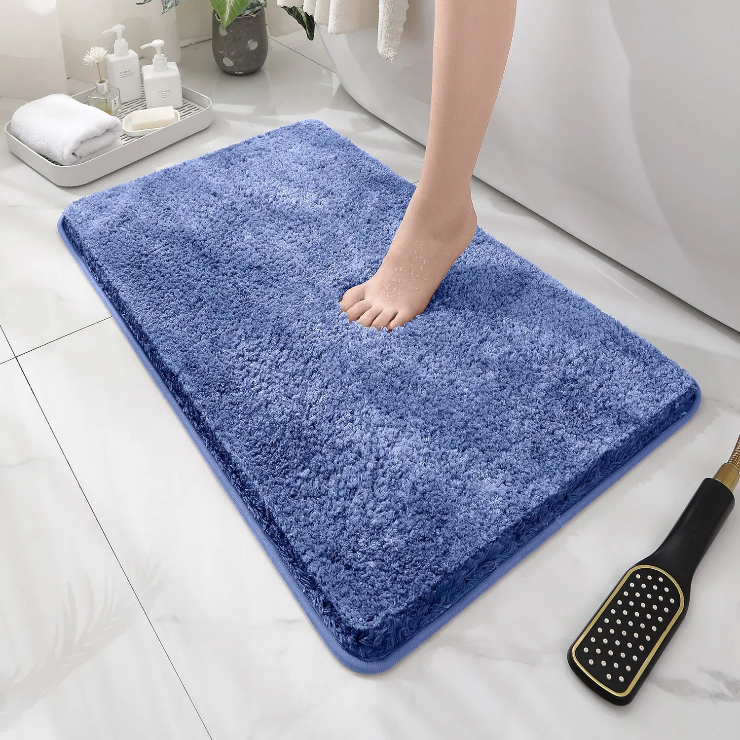 Rounded and thickened bathroom floor mat, bathtub absorbent mat, plush material, anti slip foot mat, entrance door mat, bathroom