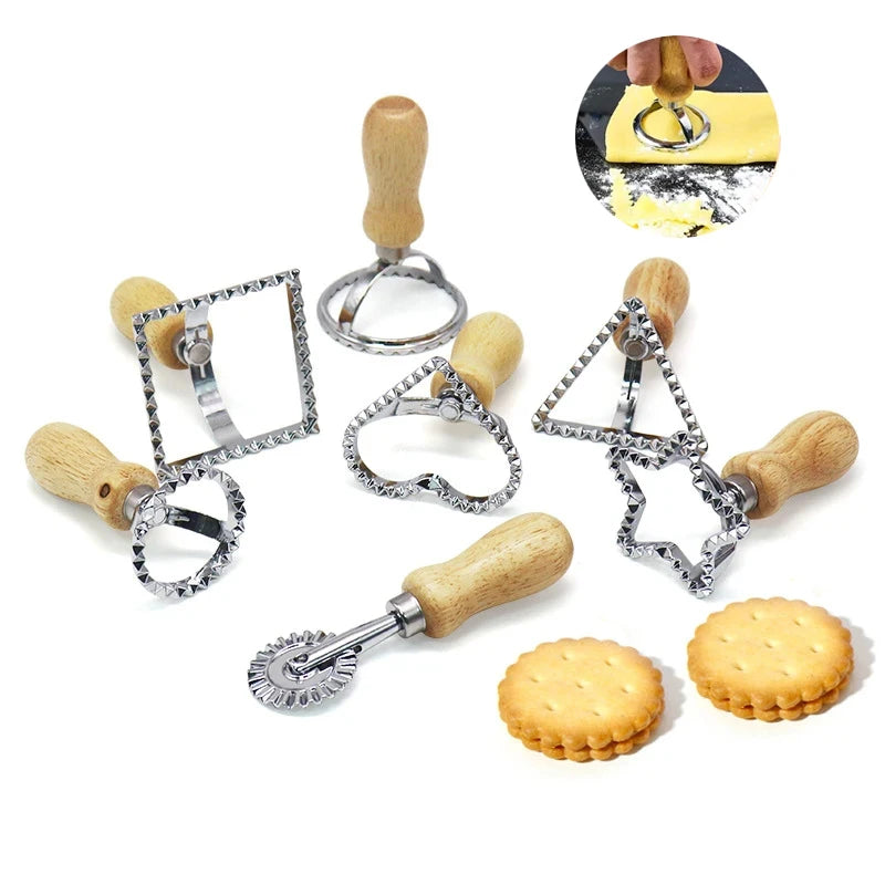 Manual Pasta Cookie Molds Ravioli Cutter Cookie Press Mold with Wooden Handle Kitchen Baking Tool for Dumplings Lasagna Pierogi