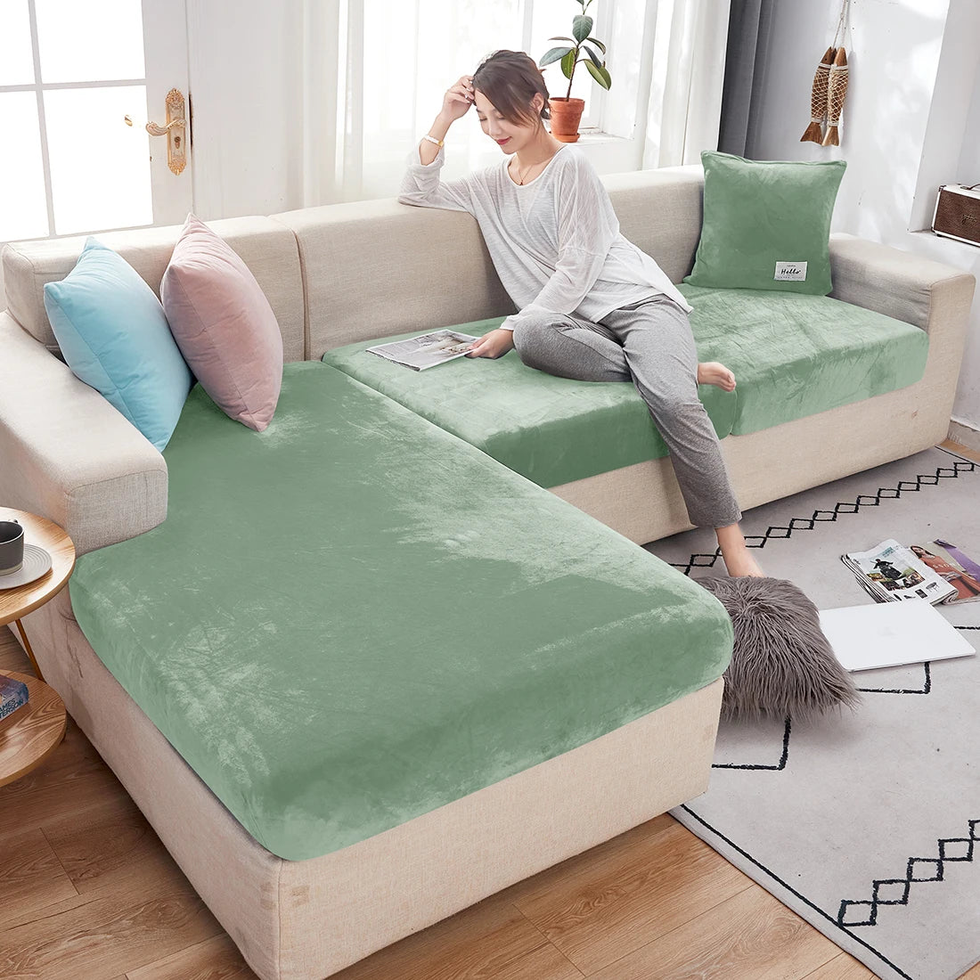 1pc Plush Sofa Slipcover Anti-slip Elastic Sofa Cover for Bedroom Office Living Room Home Decor Couch Cover Furniture Protector