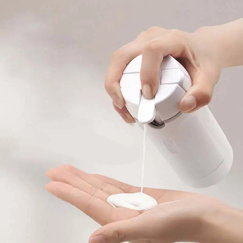 4-in-1Travel Refillable Bottles Portable Toiletries and Cosmetics Containers for Shampoo, Body Wash, Travel Storage Bottles