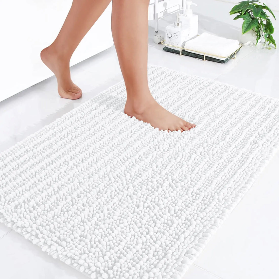 Hapihappy Chenille Bath Mat Luxury Bath Mat Soft Thick Absorbent Bathroom Mat Non-Slip Machine Wash Plush Bath Mats for Bathroom