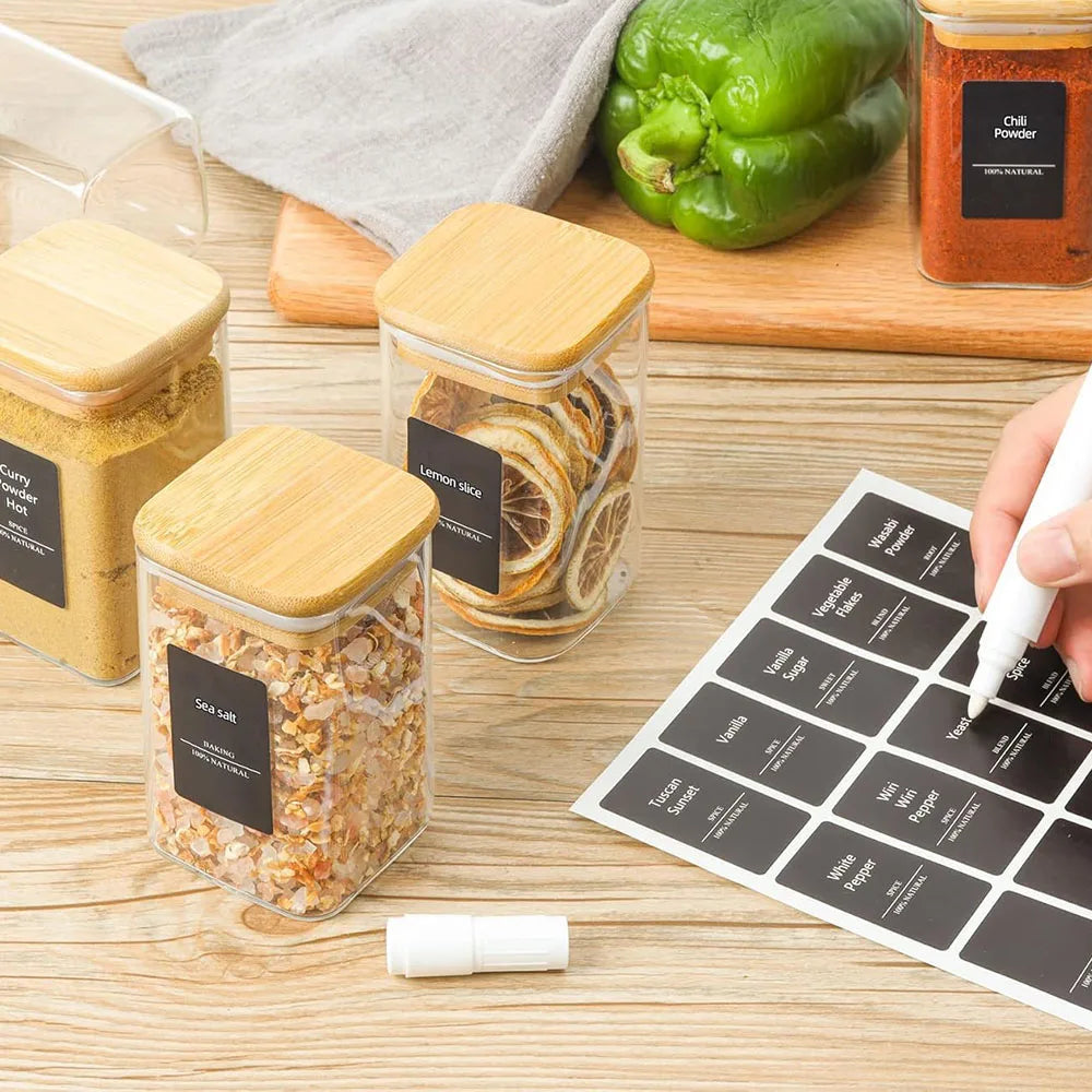 Frascos de vidrio para especias con tapa de bambú, recipientes cuadrados herméticos de 8 oz con etiquetas negras, frascos vacíos para condimentos, especias, sal y azúcar.