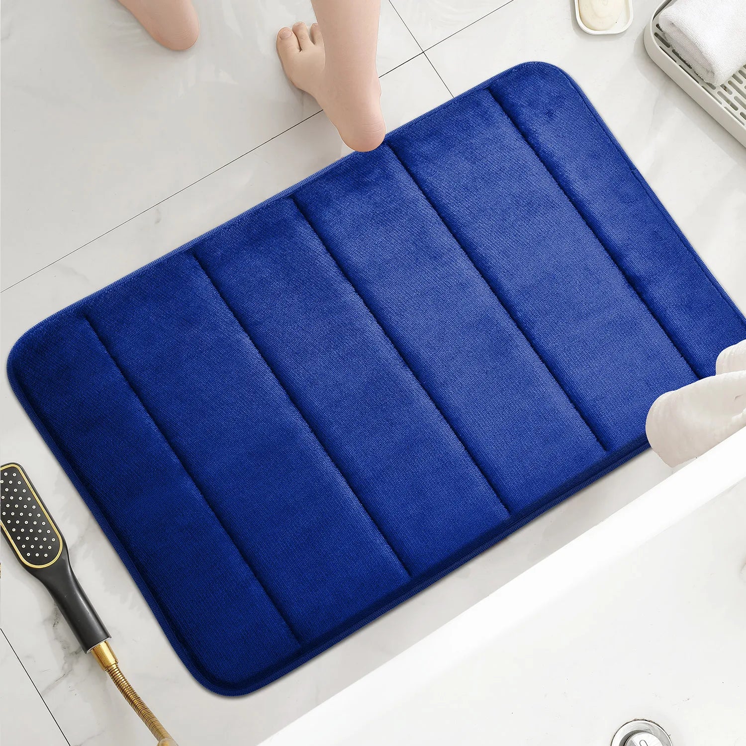 1 piece bath mat Geometric pattern coral velvet bathroom mat, non-slip sole, hand washed, embossed stripe design, soft and comfo