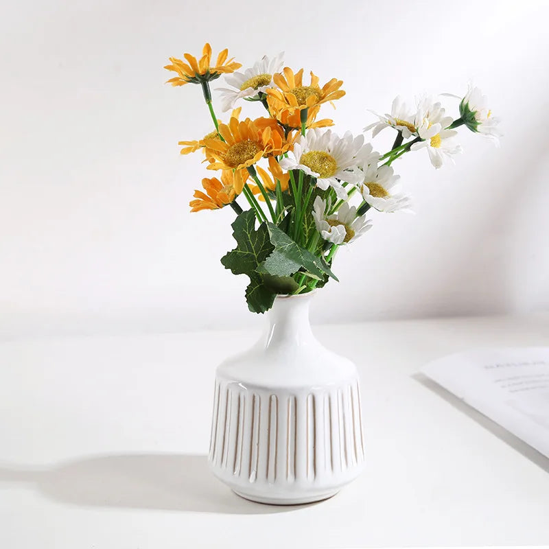 Ceramic vase Creative mini flower device Aromatherapy bottle Arts and crafts Display TV cabinet wine cabinet decoration