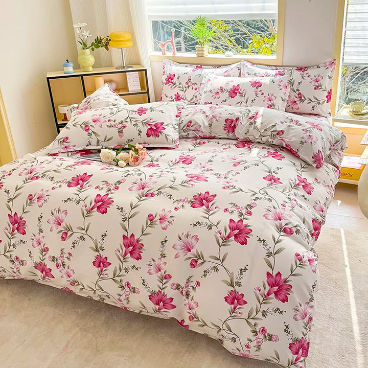 Printed three-piece set, one duvet cover and a pair of pillowcases (unpadded), suitable for bedrooms, hotels