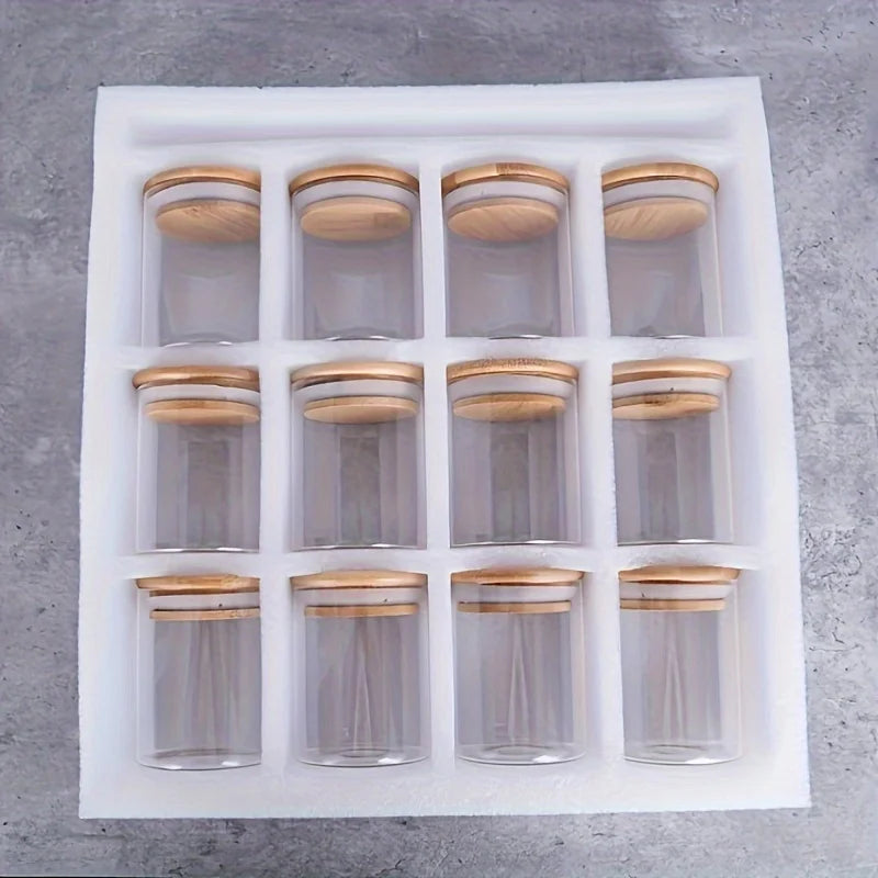 12 tarros de especias de vidrio con tapa de bambú, recipientes herméticos de 237 ml con etiquetas negras, tarros vacíos para especias, sal y azúcar.
